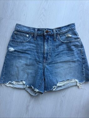 Madewell Relaxed Mid Length Denim Shorts in Size 28